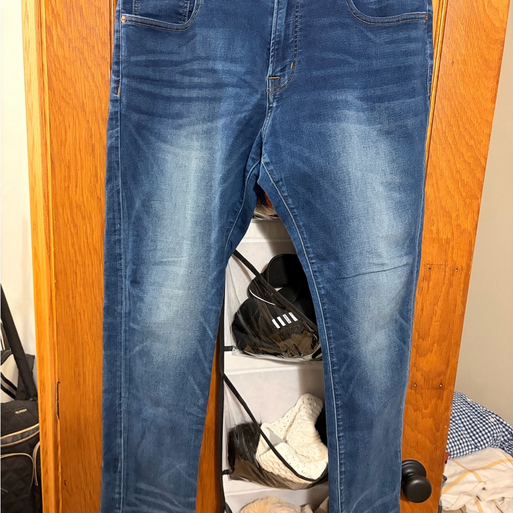 American Eagle Men's Blue Washed Jeans - Classic Denim 36 x 32